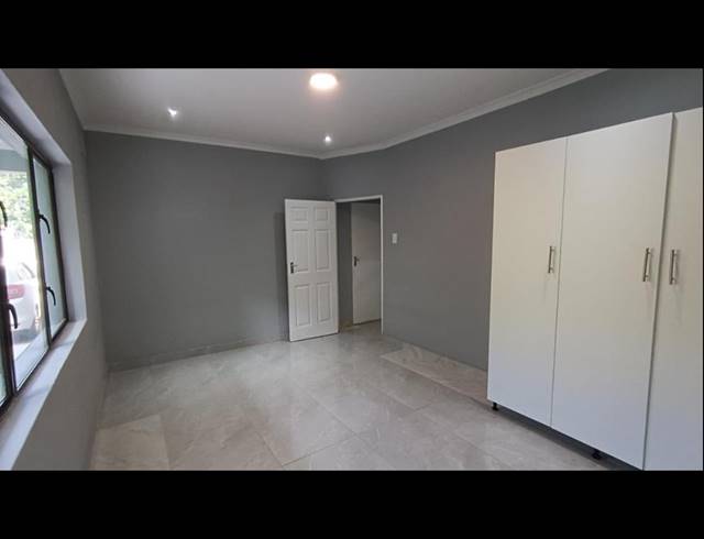 12 BEDROOM TOWNHOUSE FOR SALE IN WESTVILLE